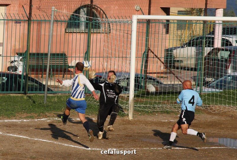 111113 Gangi 073y_tn.jpg